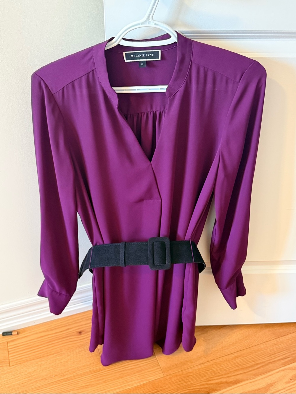 Melanie Lyne Women's Purple V-Neck Belted Dress
